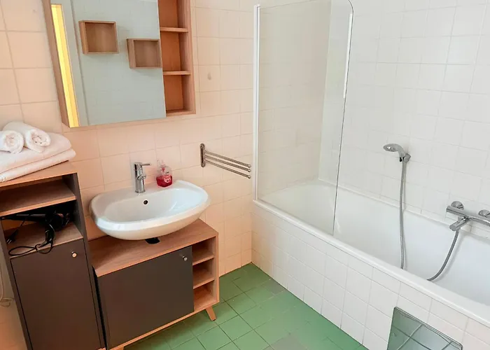 Gesamte Fuer 4 Personen 12 *